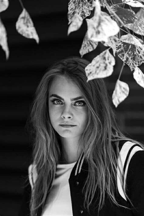 kayla offbrandcaradelevingne